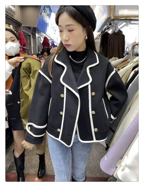 Winter Fashion Color Contrast Blazer